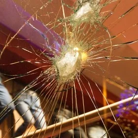 Folie De Securitate Aspect Transparent, Lungime 5 m, Latime 1.52 m, Grosime 120 my, Aplicatie Interior-Folie De Securitate Si...