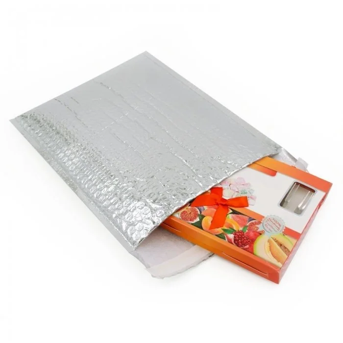 Plic Cu Bule Termoizolant Secure Pharma Dimensiuni 350 x 350 mm, Material PET / Folie Bule / PEE, Clapeta 50 mm, Culoare Argi...