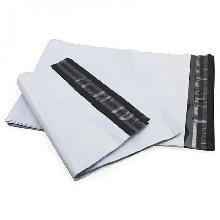 Plic Curierat Standard Dimensiuni 310 x 420 mm, Clapeta 50 mm, Culoare Alb / Negru, Buc / Pachet 100-Plicuri Si Pungi Curierat