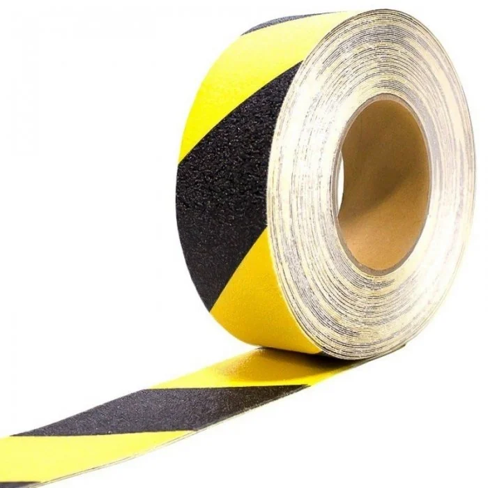 Banda Antialunecare Grosiera Lungime 18.3 m, Latime 25 mm, Culoare Galben, Tip Grosiera, Buc / Pachet 10-Benzi Adezive Antial...